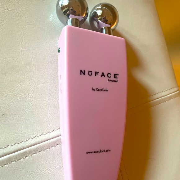 Portable micro current NuFACE - Picture 9 of 10